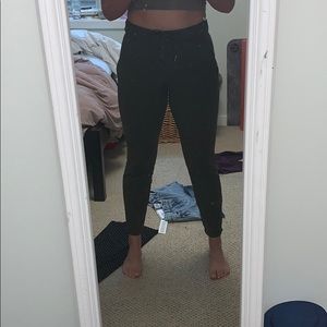 Lululemon On the Fly Jogger Pant 28”